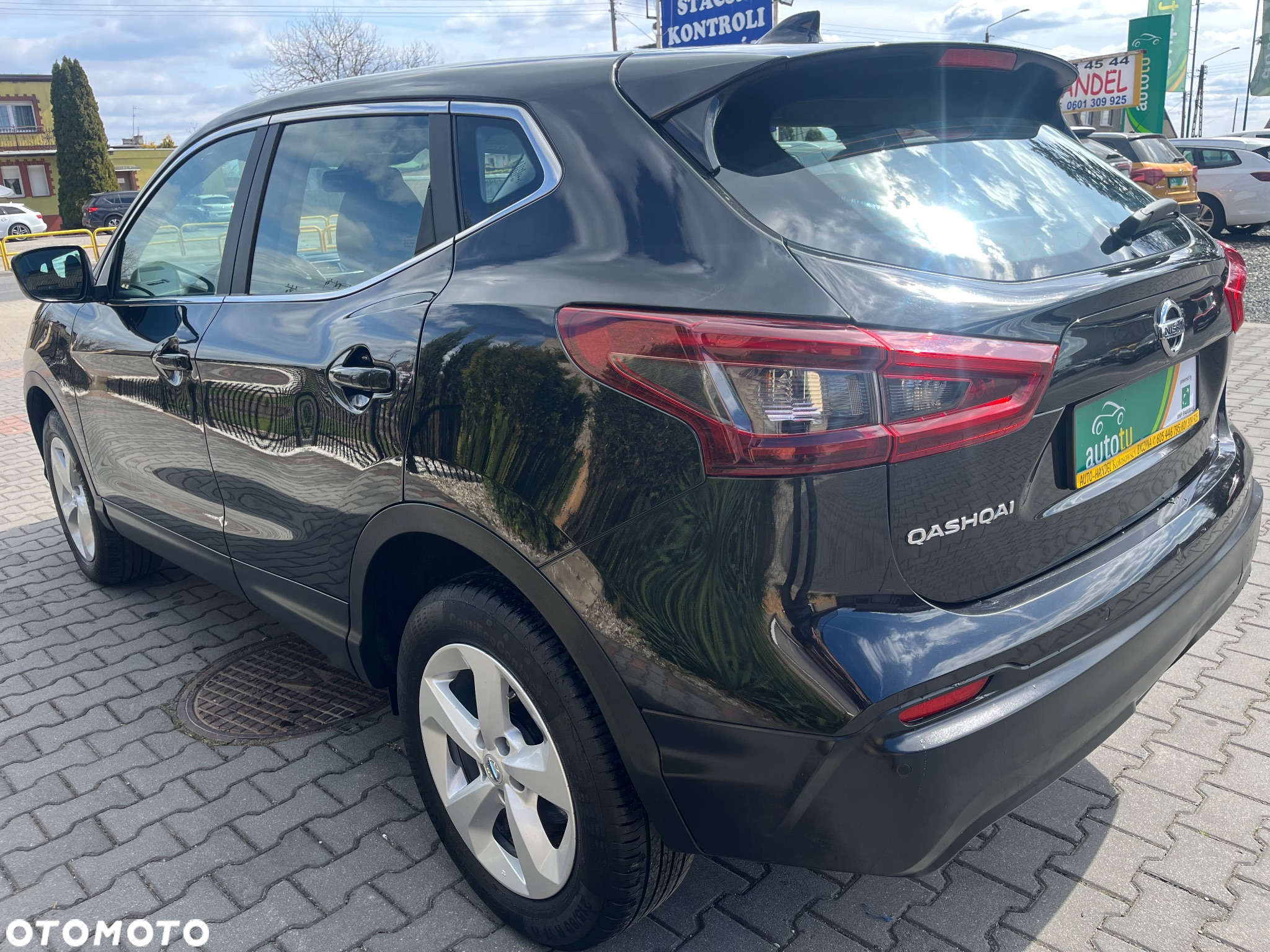 Nissan Qashqai 1.3 DIG-T MHEV Tekna - 3