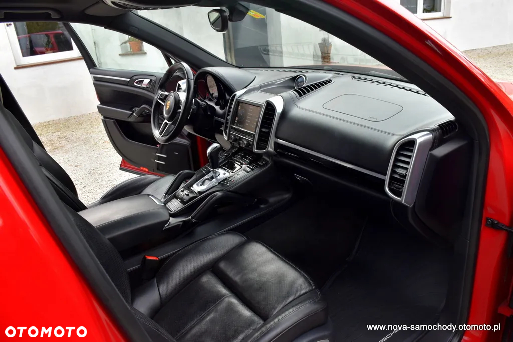 Porsche Cayenne S Diesel Platinum Edition - 28