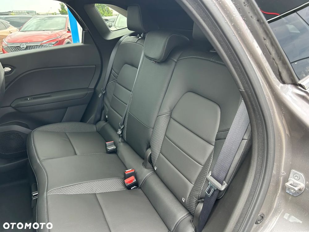 Mitsubishi Grandis 1.3T mHEV Instyle Cold DCT - 12