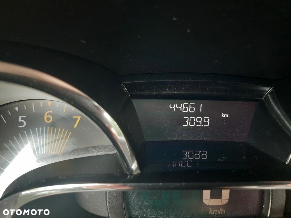 Renault Clio 0.9 Energy TCe Limited EU6 - 9