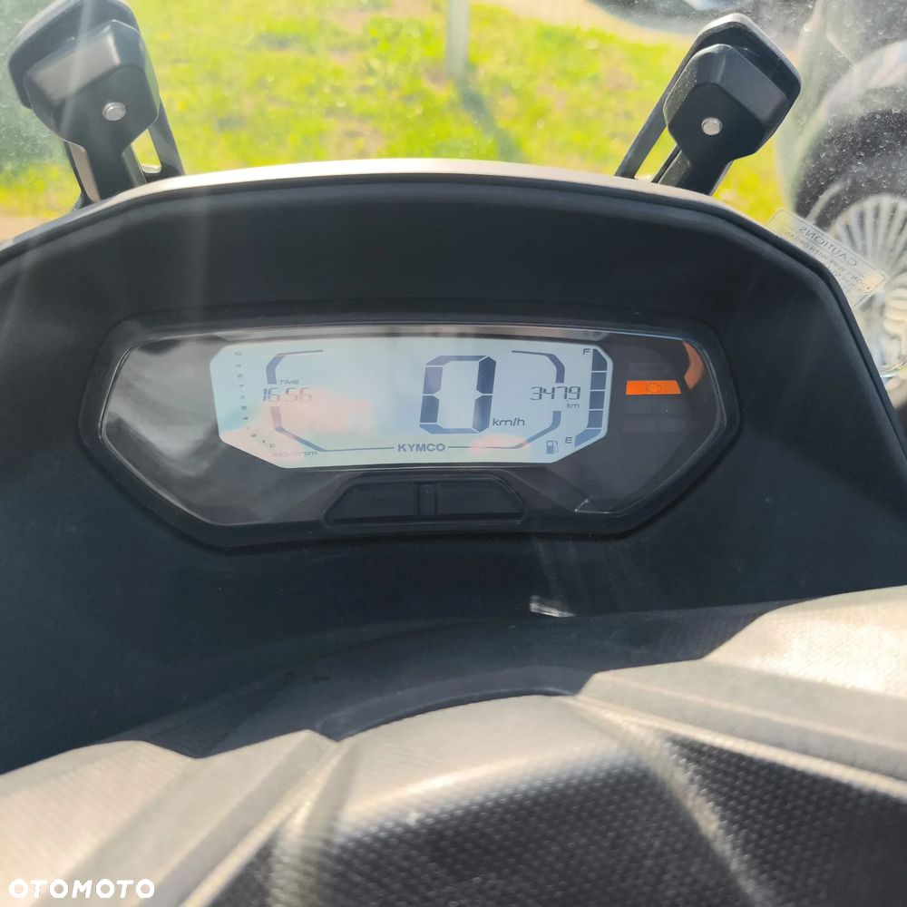 Kymco Skytown - 3