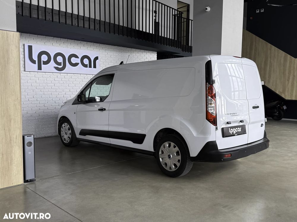 Ford Transit Connect - 7