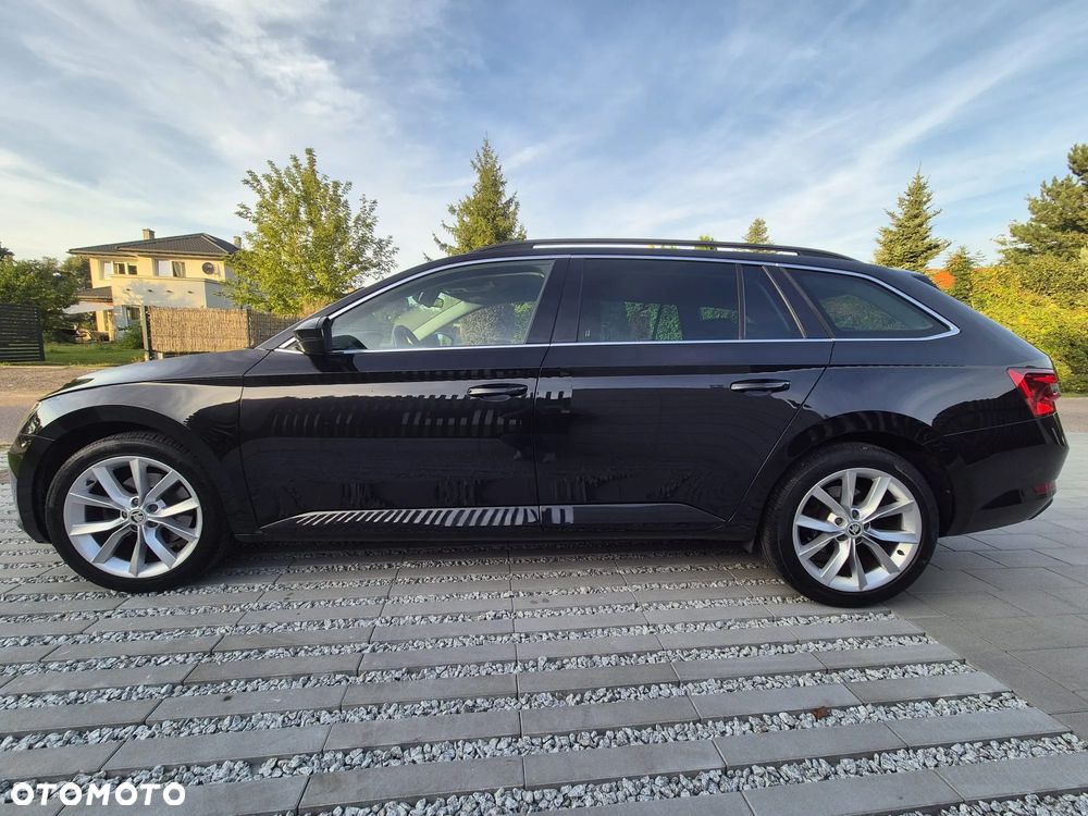 Skoda Superb 2.0 TDI Premium Edition - 5