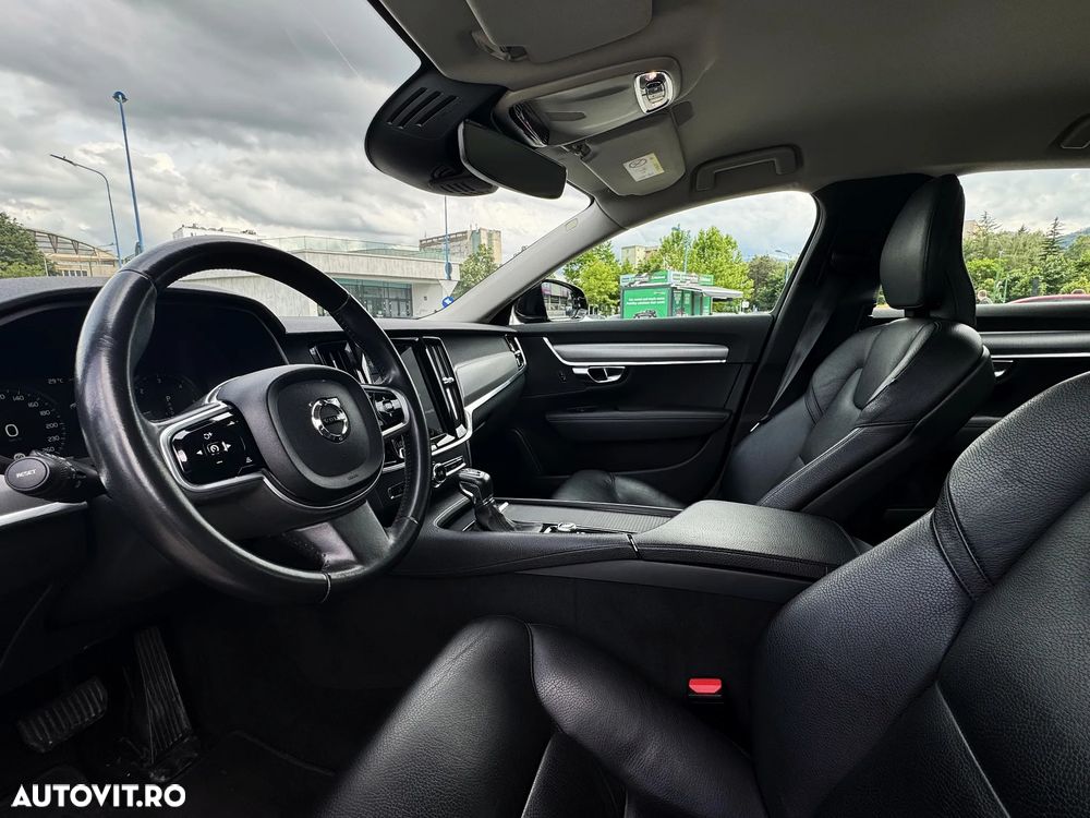 Volvo S90 D4 Momentum - 19