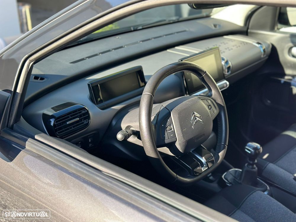 Citroën C4 Cactus 1.5 BlueHDi Shine Pack - 12