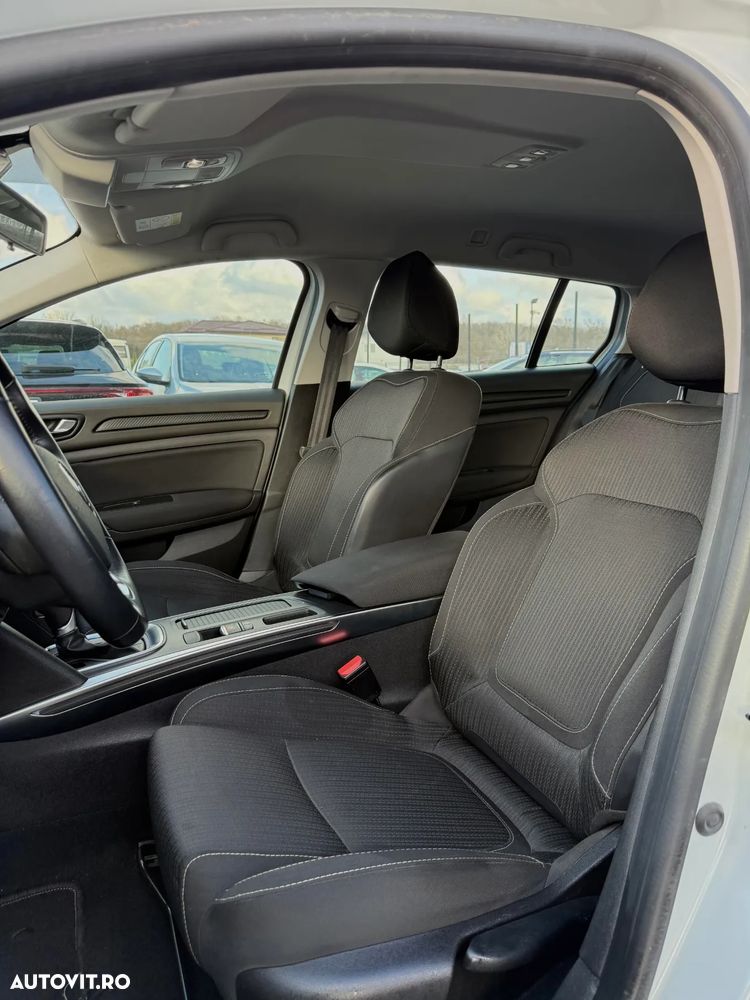 Renault Megane Grandtour ENERGY TCe 130 EDC BUSINESS - 17