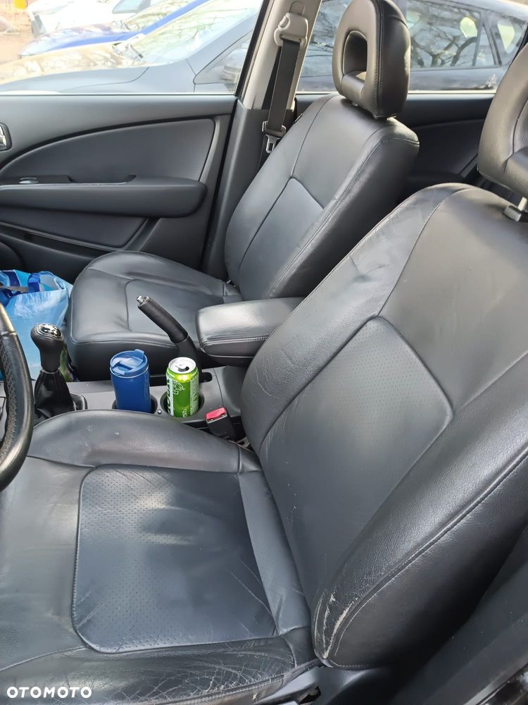 Mitsubishi Outlander 2.0 Comfort 4WD - 17