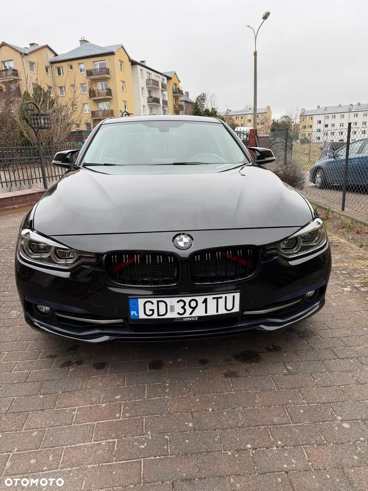 BMW Seria 3 318i Sport Line - 7