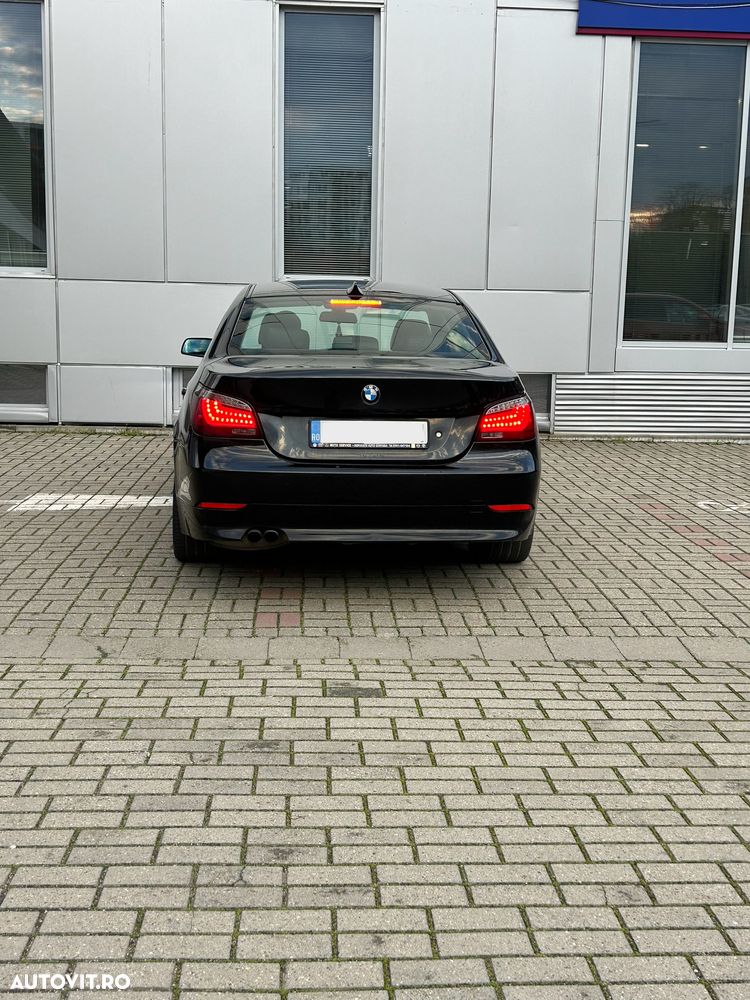 BMW Seria 5 520d Aut. - 14