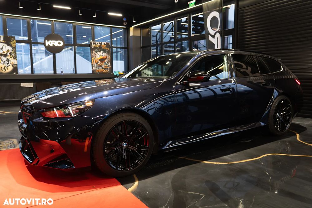 BMW M5 xDrive - 1