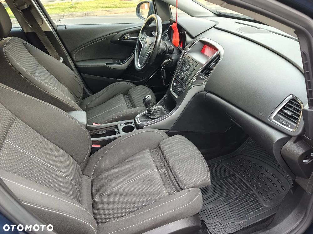 Opel Astra 1.4 Turbo Color Edition - 12