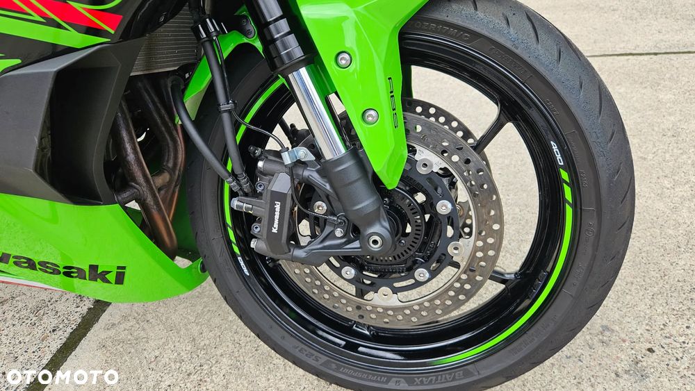 Kawasaki Ninja - 6