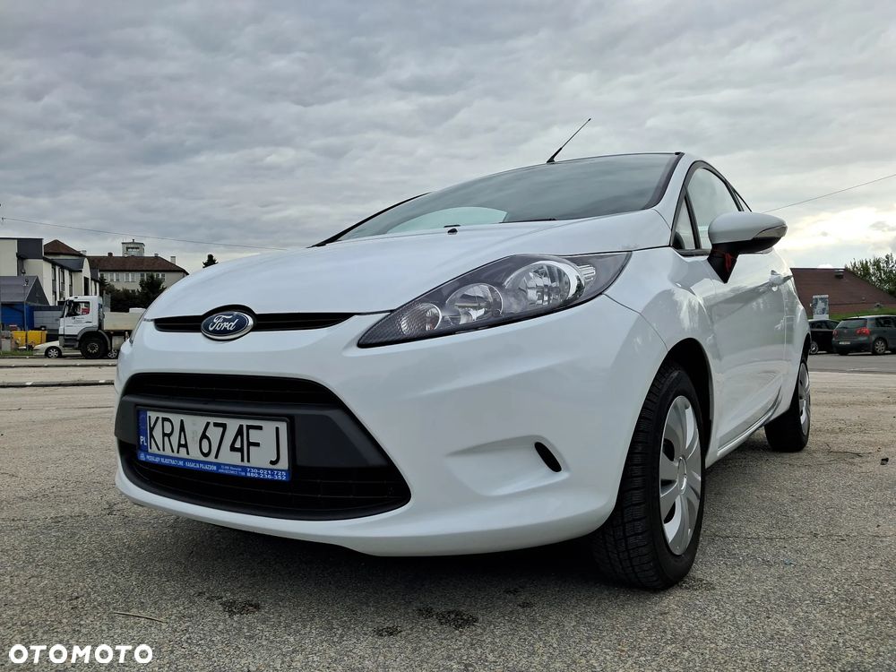 Ford Fiesta - 9