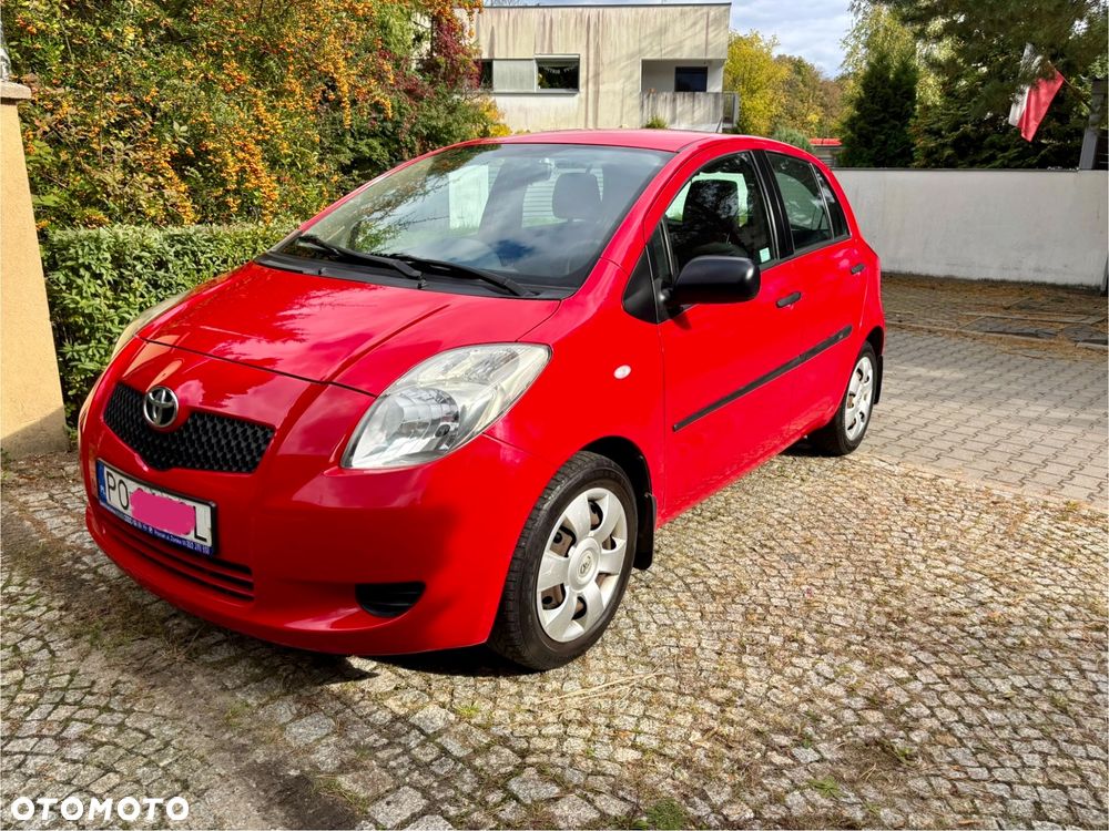 Toyota Yaris 1.3 Luna - 1