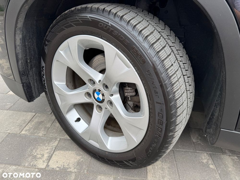 BMW X1 xDrive18d xLine - 6