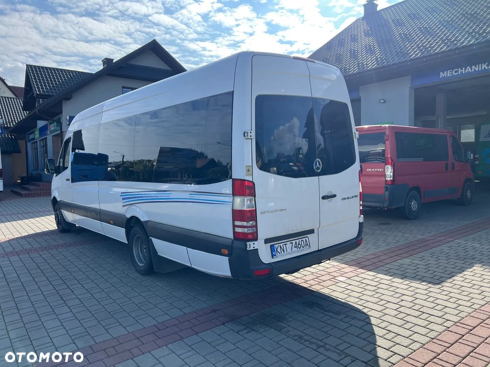 Mercedes-Benz Sprinter - 4