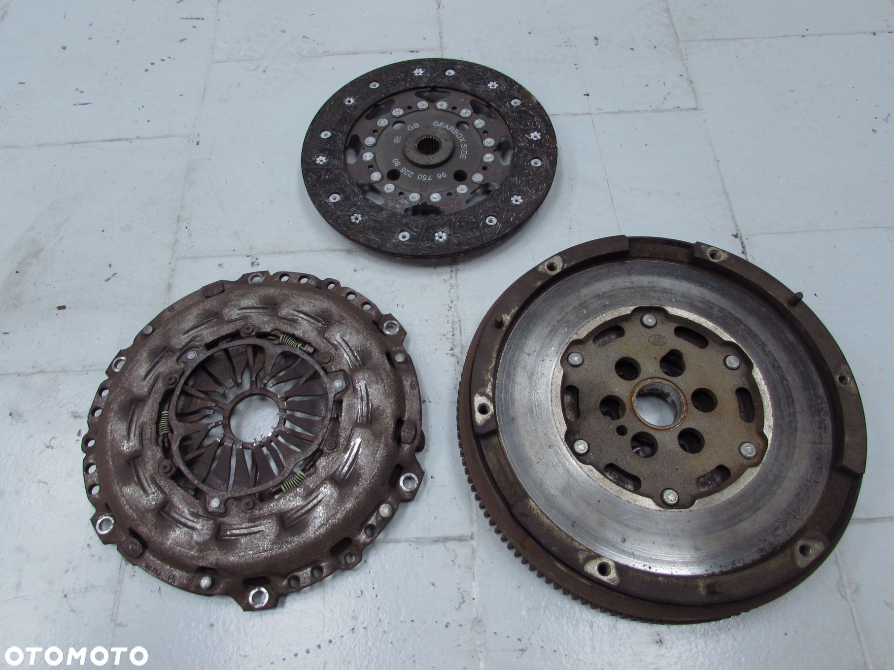VOLVO PEUGEOT 1.6 D2 E-HDI 09-16 SPRZEGLO KOLO DWUMASOWE TARCZA 7MM DOCISK 9675022680 - 1