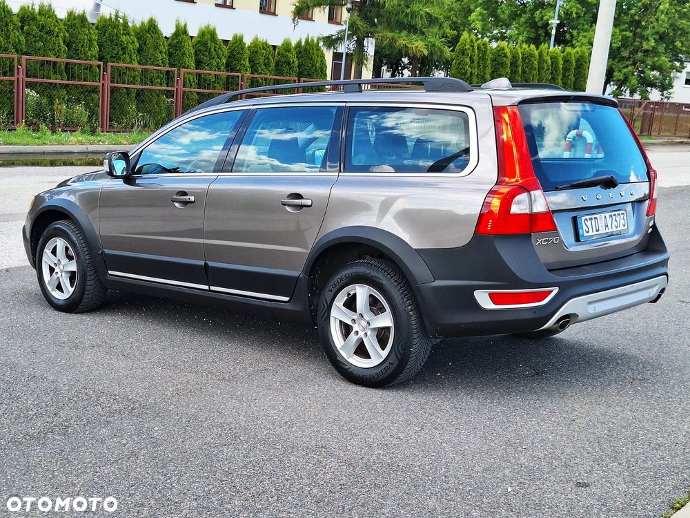 Volvo XC 70 D5 AWD Kinetic - 3