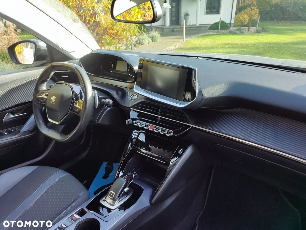 Peugeot 2008 - 6