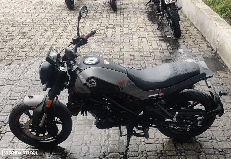 Benelli Leoncino 125 - 4