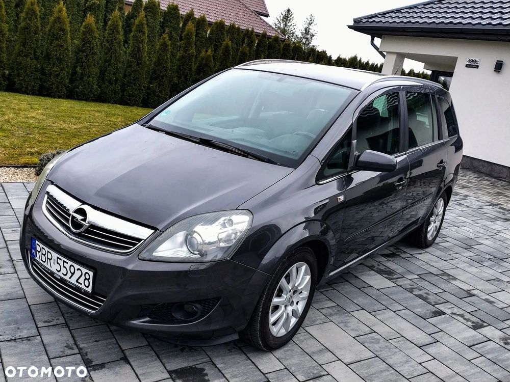 Opel Zafira 1.8 Cosmo - 8