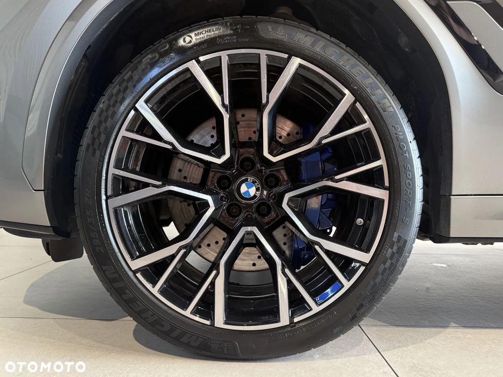 BMW X6M - 8