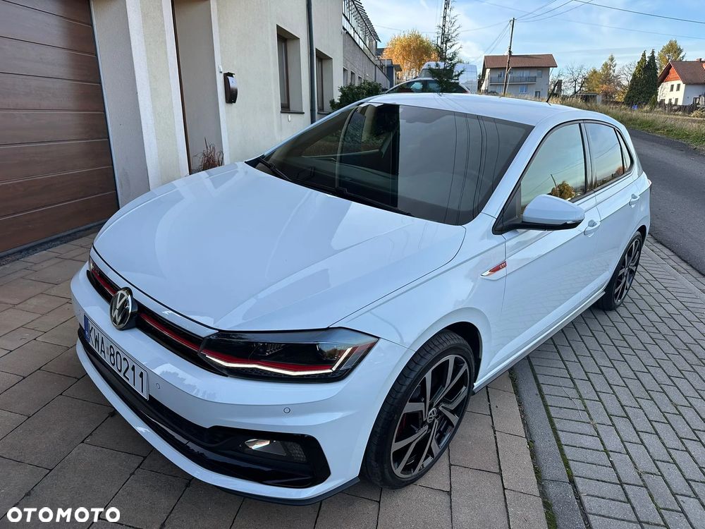 Volkswagen Polo 2.0 TSI DSG GTI - 24