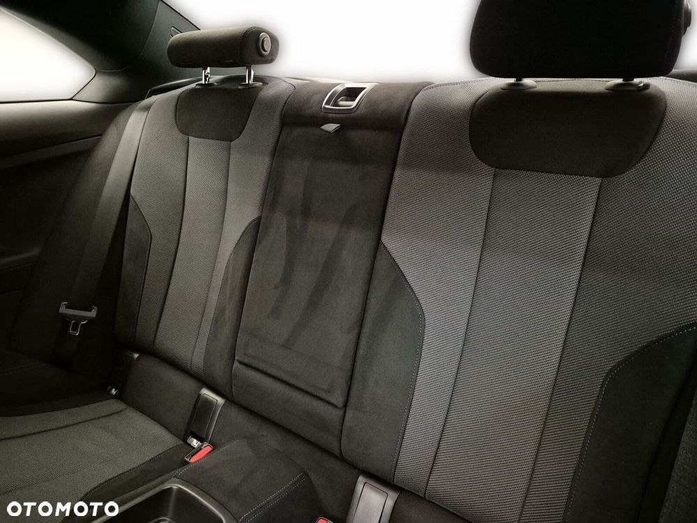 BMW Seria 2 220i M Sport - 23
