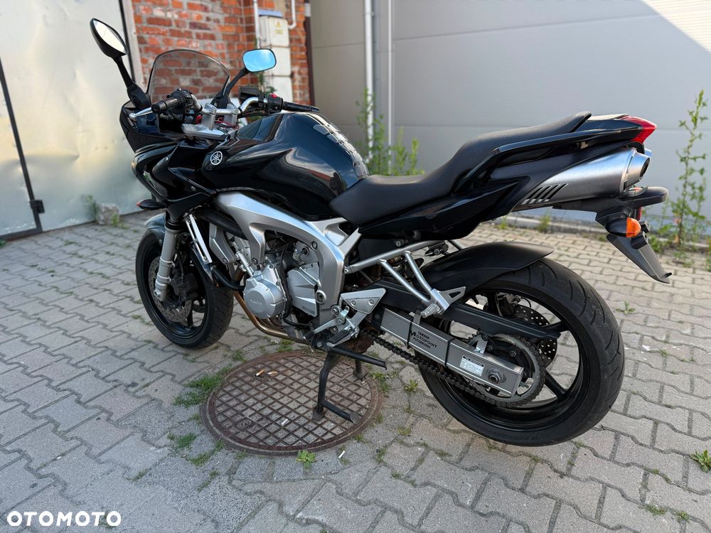Yamaha FZ6 - 3
