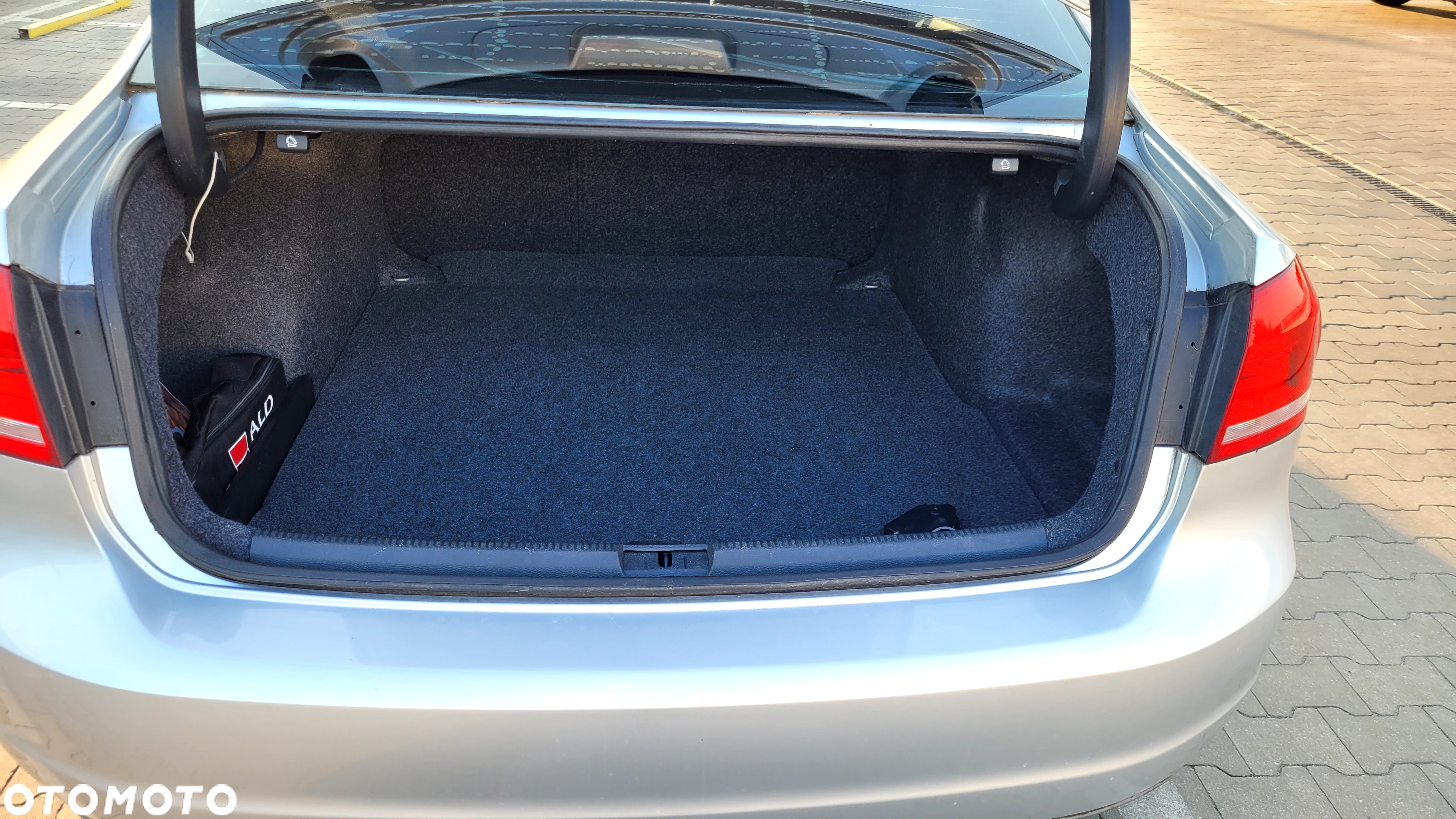 Volkswagen Passat - 24