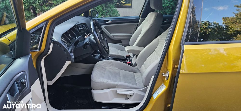 Volkswagen Golf 1.6 TDI DSG Comfortline - 3
