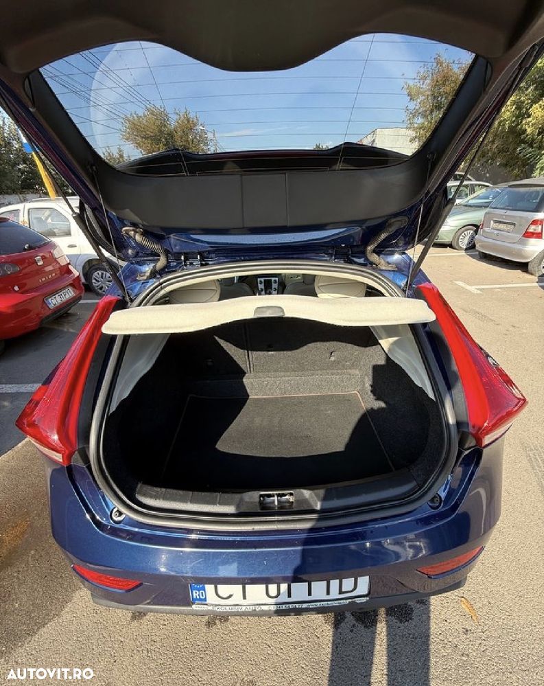 Volvo V40 D4 VEA Ocean Race - 18