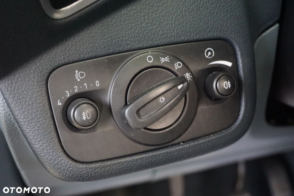 Ford Grand C-MAX 1.6 TDCi Start-Stop-System Titanium - 28