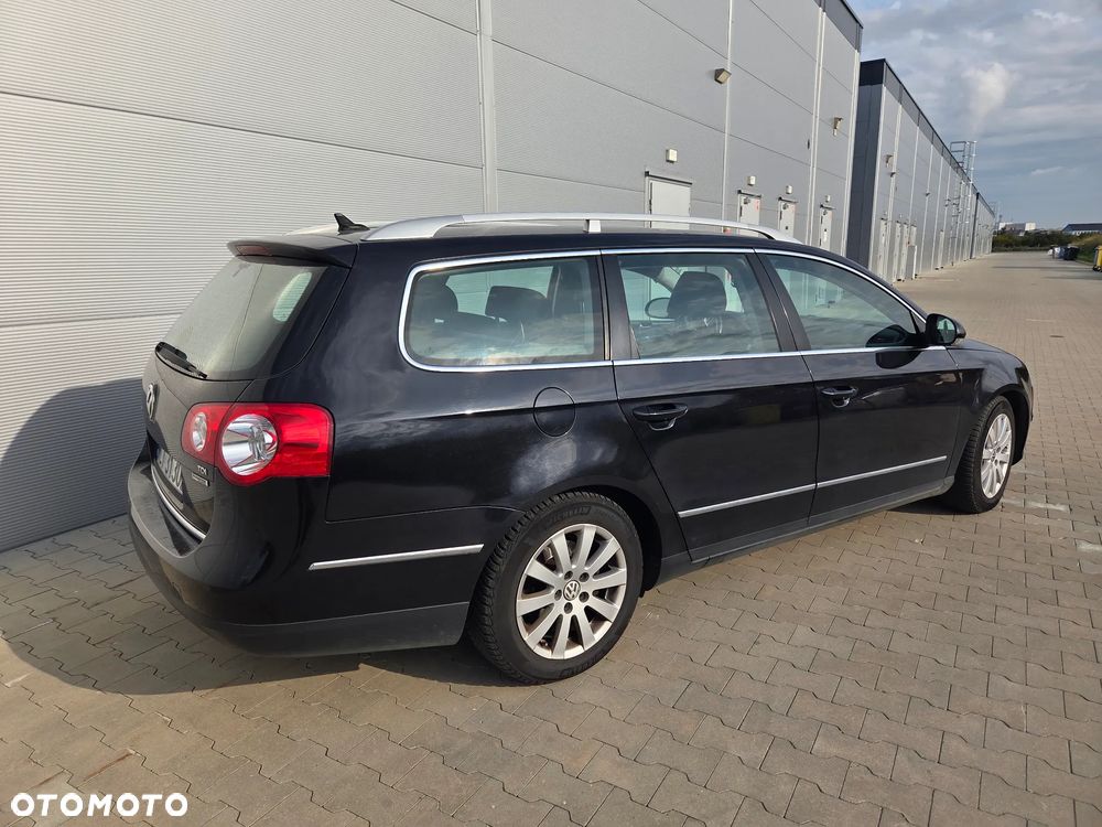 Volkswagen Passat - 4