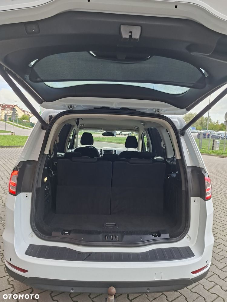 Ford Galaxy 2.0 TDCi Titanium - 13