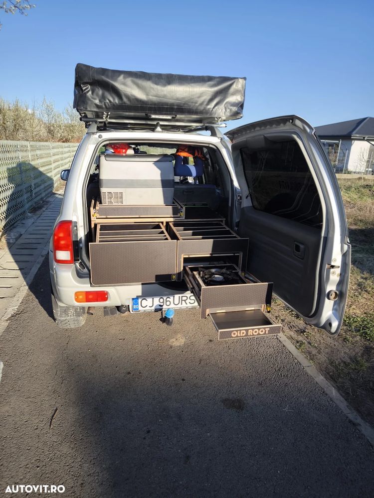 Suzuki Grand Vitara 2.0i - 8