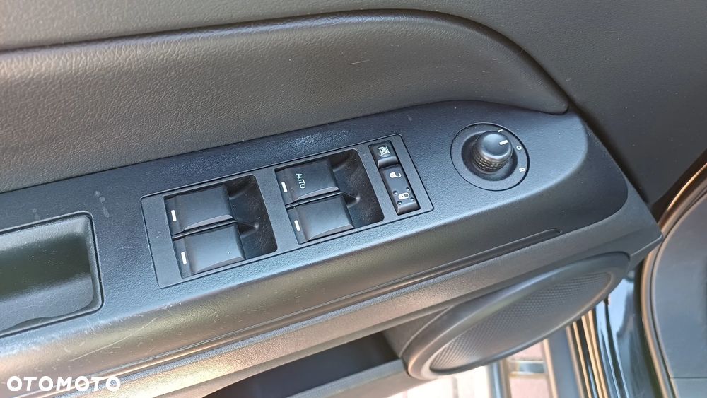 Jeep Patriot - 8