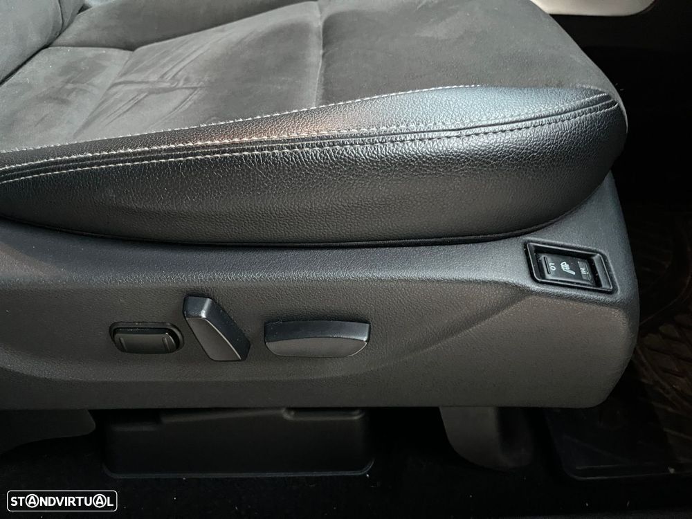 Mercedes-Benz X 250 d 4MATIC Aut. PURE - 43