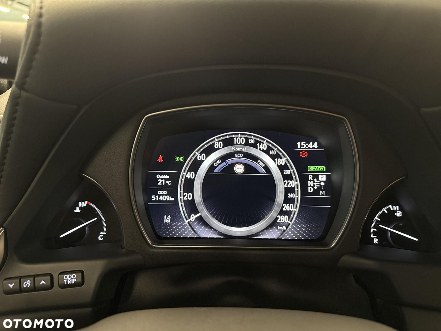 Lexus LS 500h Prestige AWD - 24