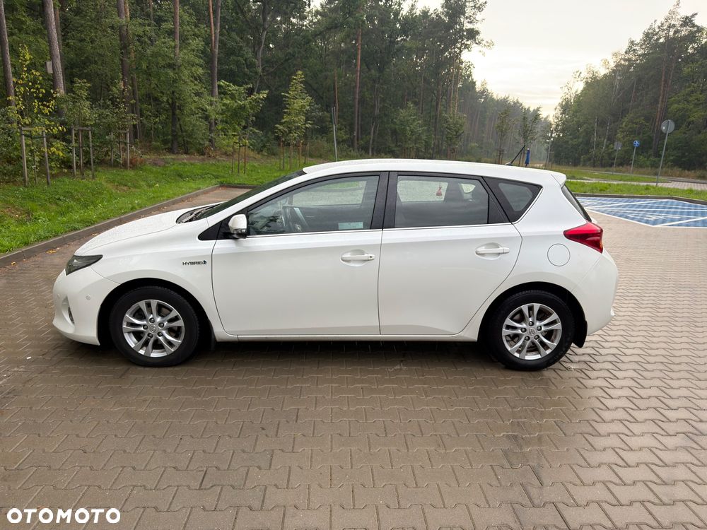 Toyota Auris 1.8 HSD Luna - 5