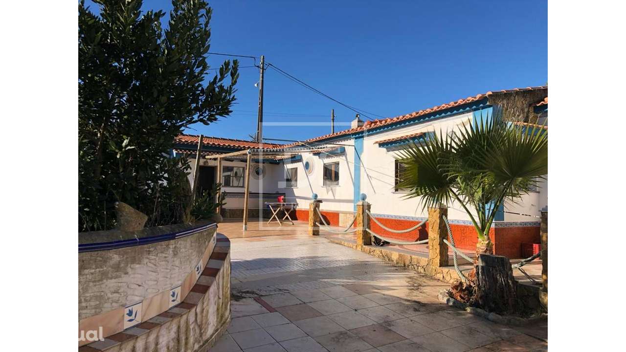 Quinta com 3 Moradias e 33.400 m² de Terreno | A 2 Km do Centro da Eri - Grande imagem: 5/49