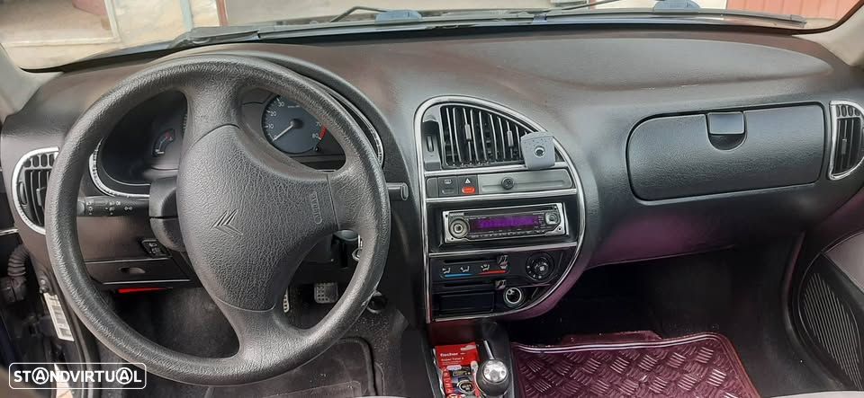 Citroën Saxo 1.1i Exclusive - 4