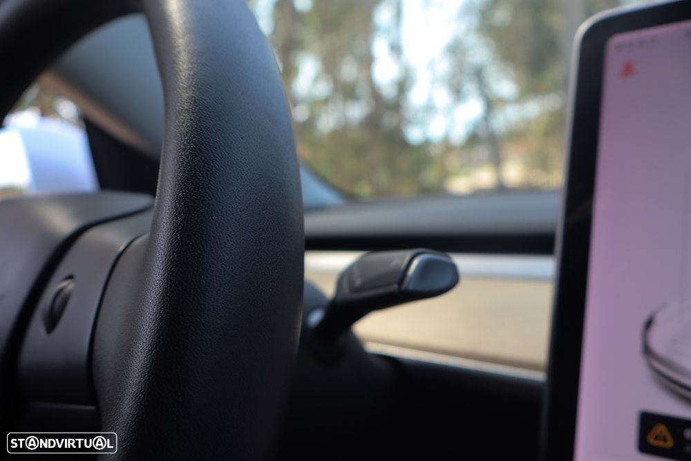 Tesla Model 3 - 23