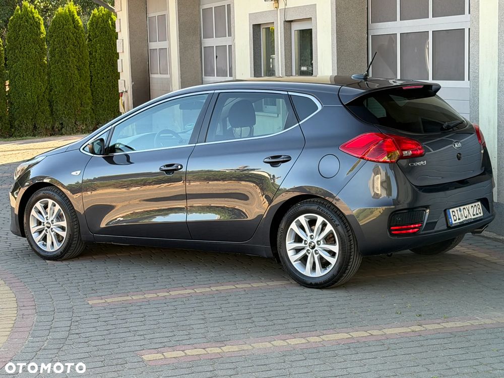 Kia Ceed 1.6 GDI Dream-Team Edition - 8
