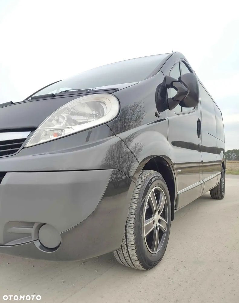 Opel Vivaro - 2