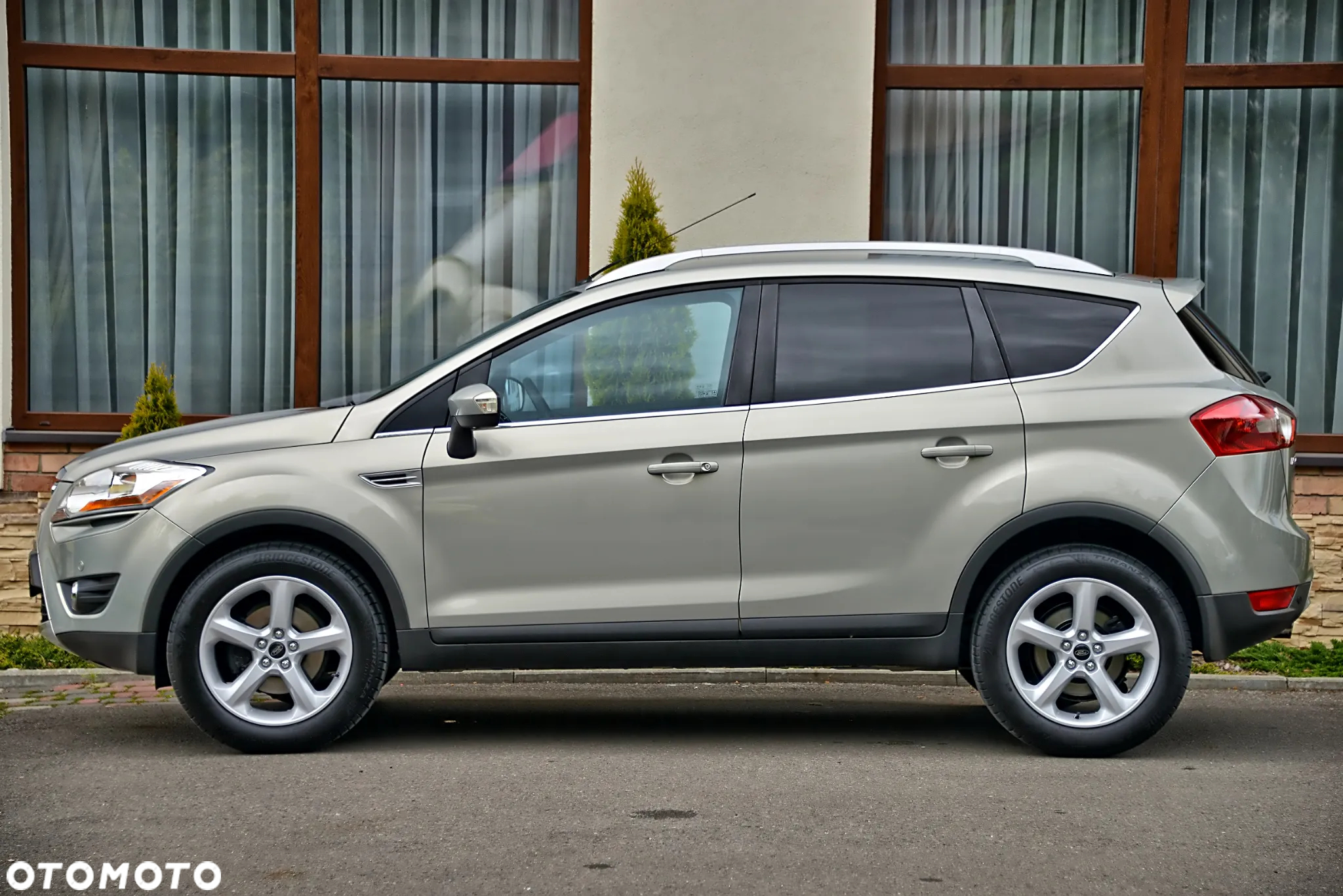 Ford Kuga 2.0 TDCi 4x4 Titanium - 21