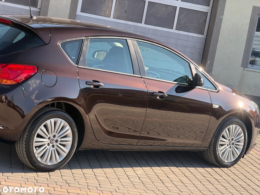 Opel Astra 1.6 Cosmo - 14