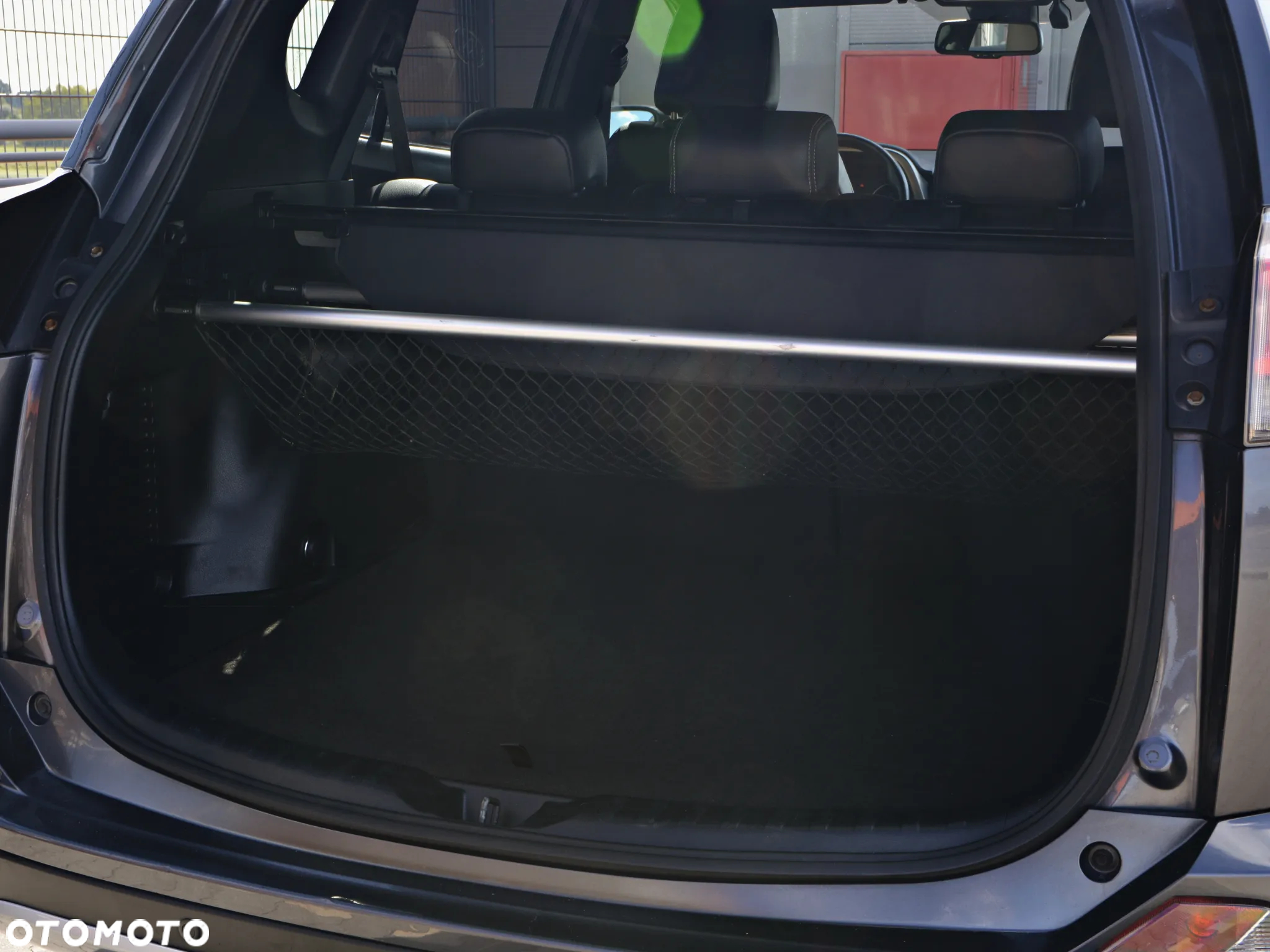 Toyota RAV4 - 23