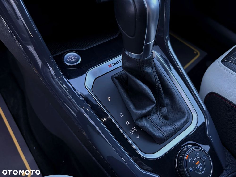 Volkswagen T-Roc 2.0 TSI OPF 4MOTION DSG Sport - 33