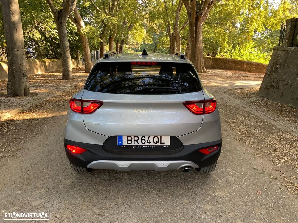 Kia Stonic 1.2 MPi Dynamic - 36
